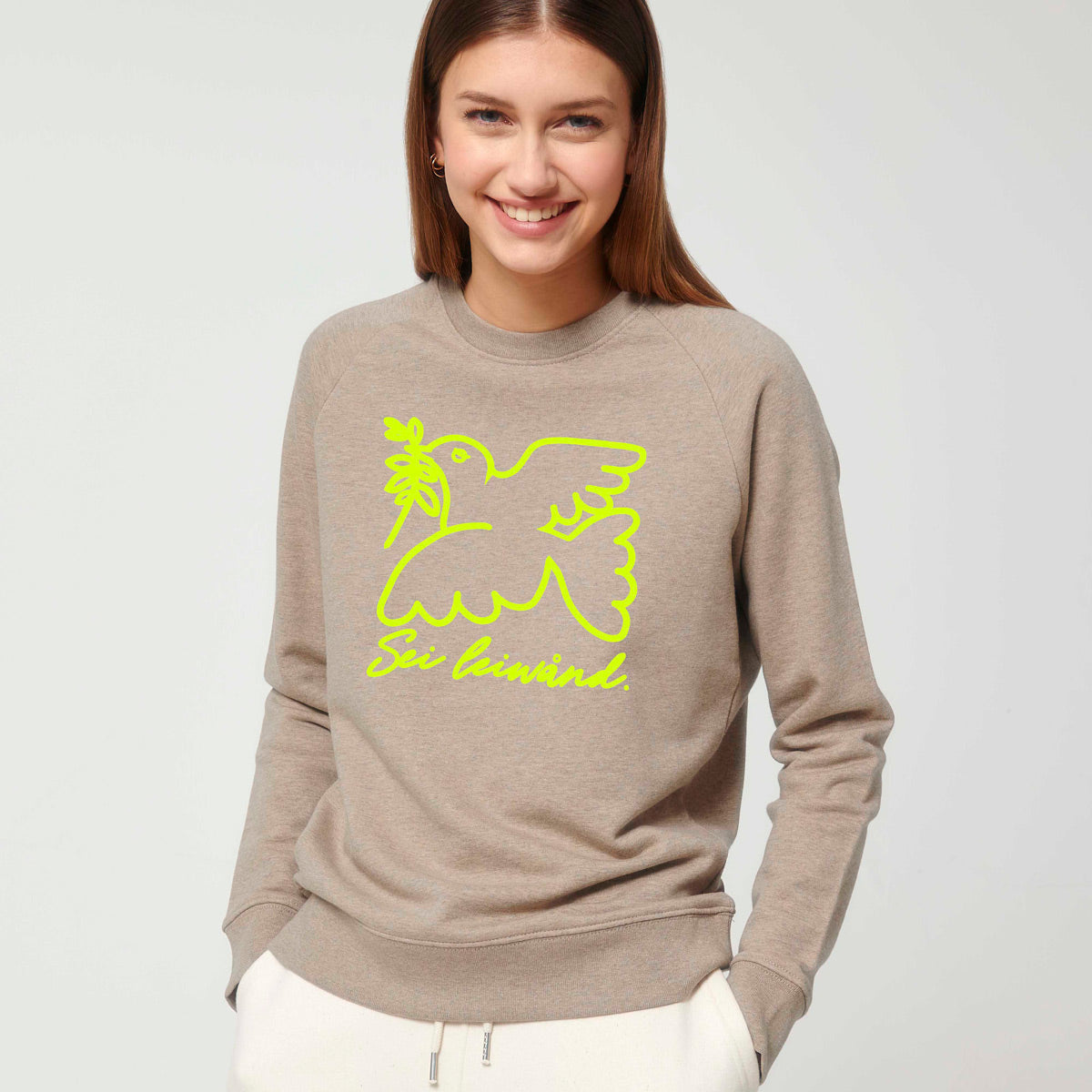 BUSSI DELUXE Sweater FRIEDE SEI LEIWAND - sand neon gelb